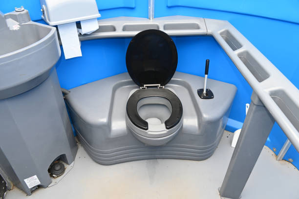 Best Porta potty delivery and setup  in Nissequogue, NY